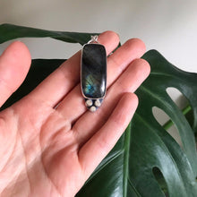 Load image into Gallery viewer, Labradorite sterling silver rectangle pendant