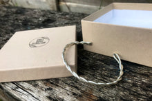 Load image into Gallery viewer, Twisted silver bracelet