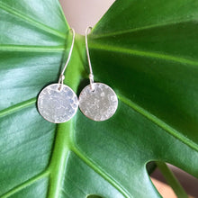 Load image into Gallery viewer, Silver circular dangly earrings