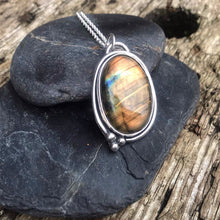 Load image into Gallery viewer, Labradorite sterling silver pendant with leaf print back