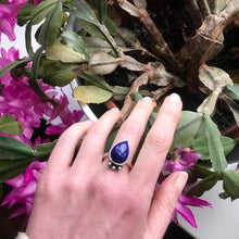 Load image into Gallery viewer, Lapis lazuli deep blue sterling silver ring