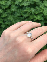 Load image into Gallery viewer, Moonstone silver ring